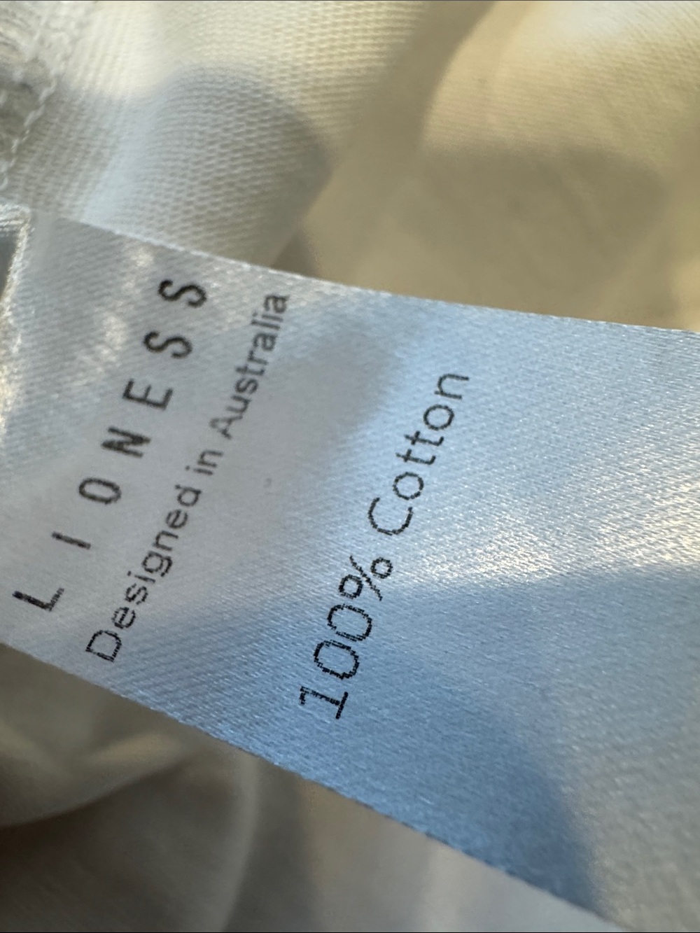 Lioness Long-Sleeve Crew Neck Shirt - White - Picture 6 of 6
